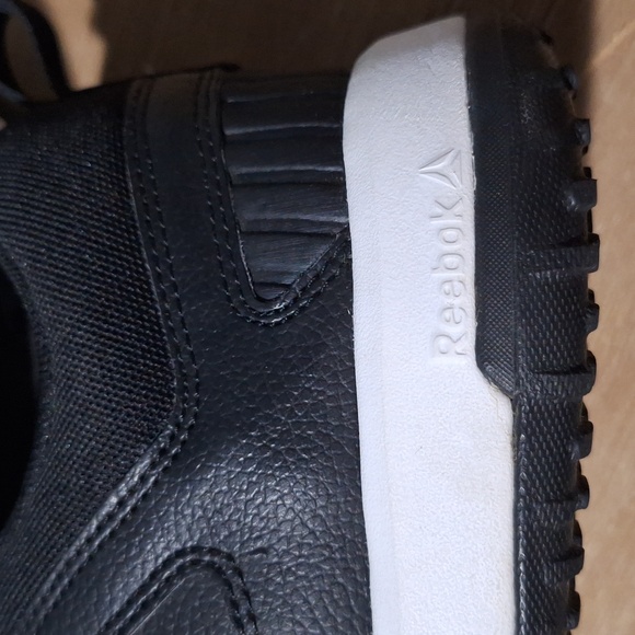👟Reebok CXT TR Black Trainer Sneakers Size 11 mens. EUC - Picture 10 of 10